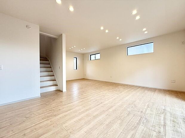 【リビング】■自然と会話が生まれる、心地よいひととき