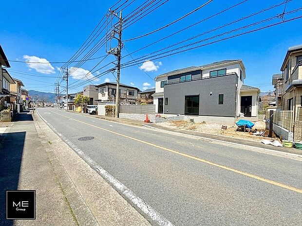 【前面道路含む現地写真】■新しい住まい、街の新しい風景