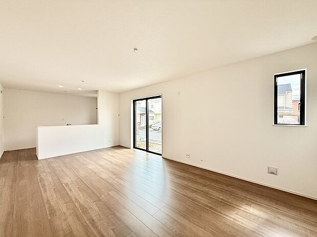 【ダイニング】■ふとした瞬間に幸せを感じる、心地よい場所