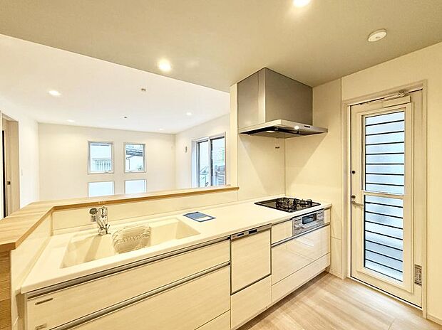 【ダイニングキッチン】■美味しさの魔法がかかる、特別なキッチン