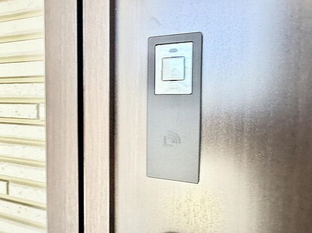 【スマートキー】■鍵を取り出さずに便利に操作できて快適