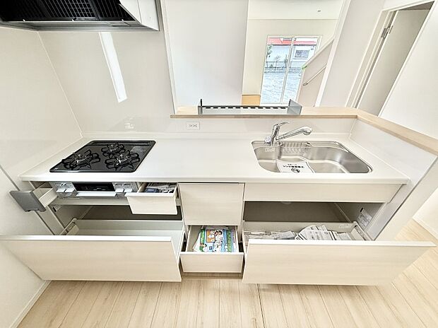 【キッチン】■料理がもっと楽しくなる、快適なキッチン空間