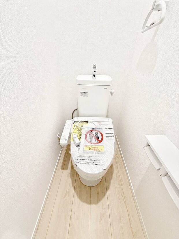 【トイレ】■毎日使う場所だからこそ、清潔感溢れる空間