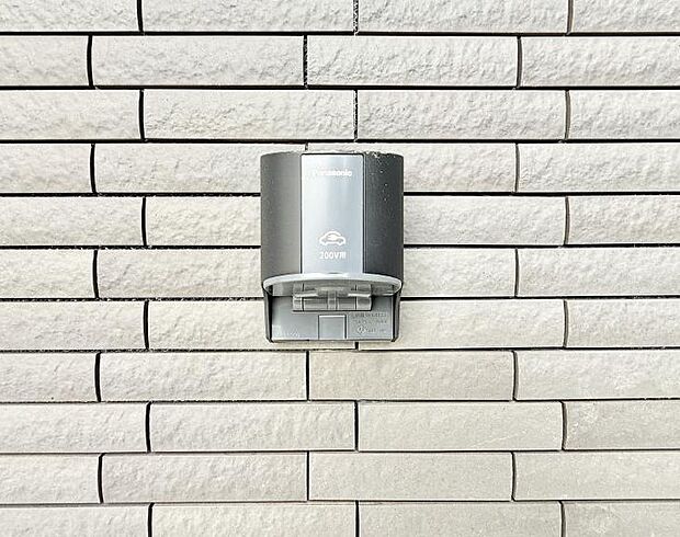 【EV電源】■自宅で簡単に充電でき、エコなカーライフをサポート