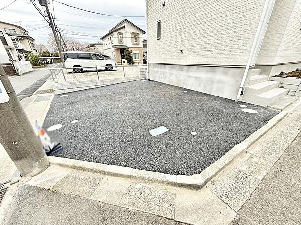 【駐車場】■快適な駐車スペースで安心