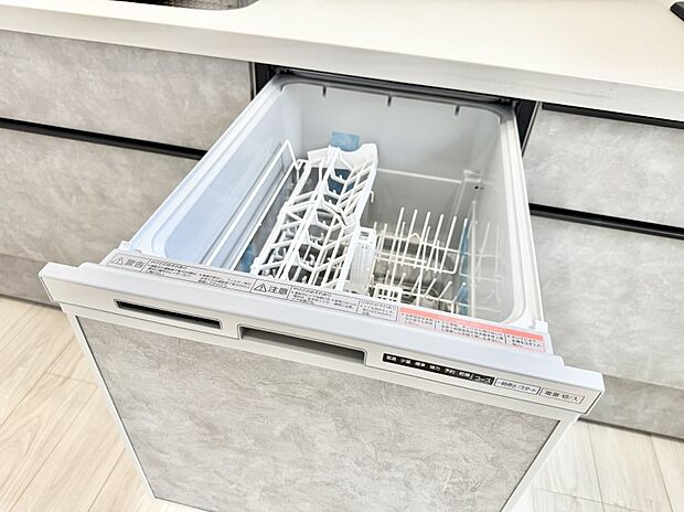 【食洗機】■手間なく洗浄!食器をピカピカに仕上げてくれます