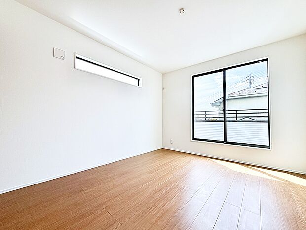 【リビング以外の居室】■落ち着いた雰囲気のお部屋で心が安らぐ空間