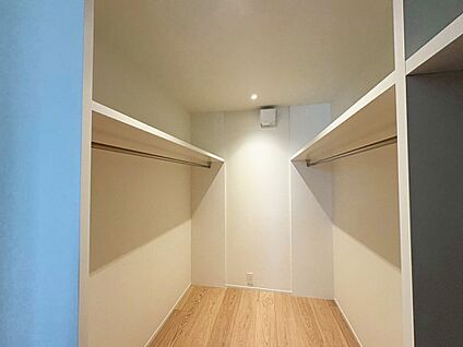 ウォークインクローゼット