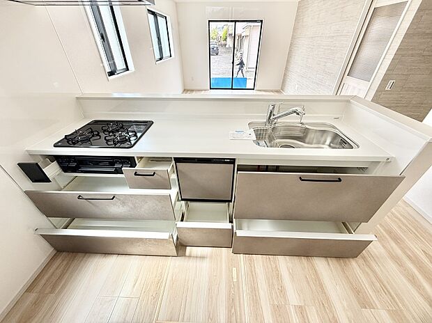 【キッチン】■料理がもっと楽しくなる、快適なキッチン空間