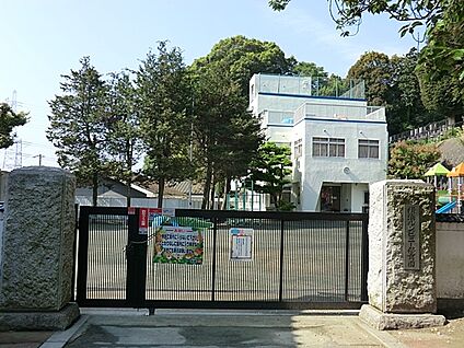 横浜ルンビニー保育園 700m(9分)