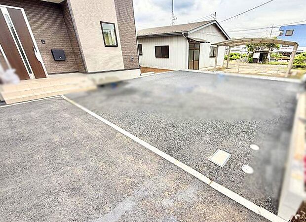 【駐車場】2号棟 ■自宅にカースペースがあると助かります