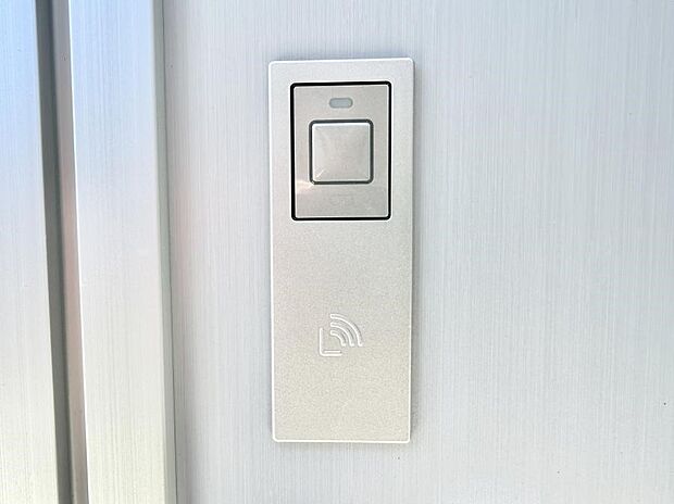 【スマートキー】■鍵を取り出さずに便利に操作できて快適