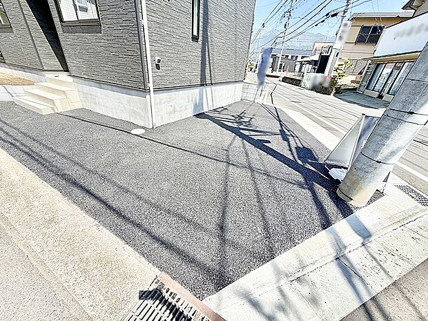 【駐車場】1号棟 ■毎日の駐車が快適に