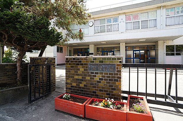 小田原市立泉中学校（約2,500m・徒歩32分）