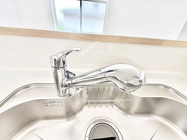 【浄水器】■清潔でおいしい水を手軽に供給してくれます