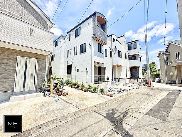 【前面道路含む現地写真】■新しい住まい、街の新しい風景