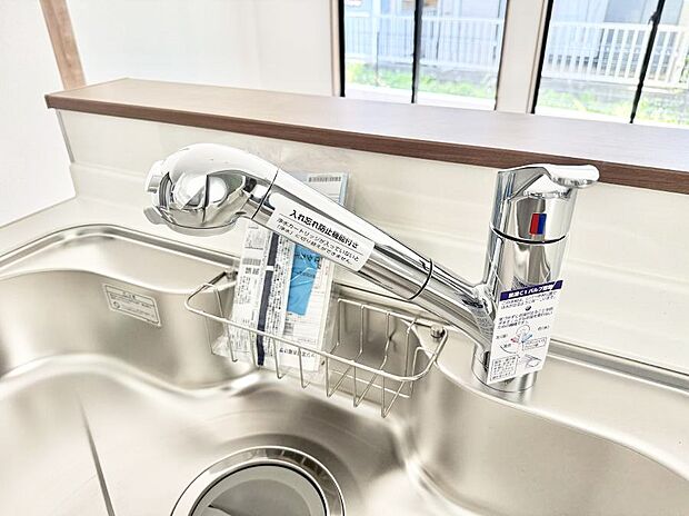 【浄水器】■清潔でおいしい水を手軽に供給してくれます