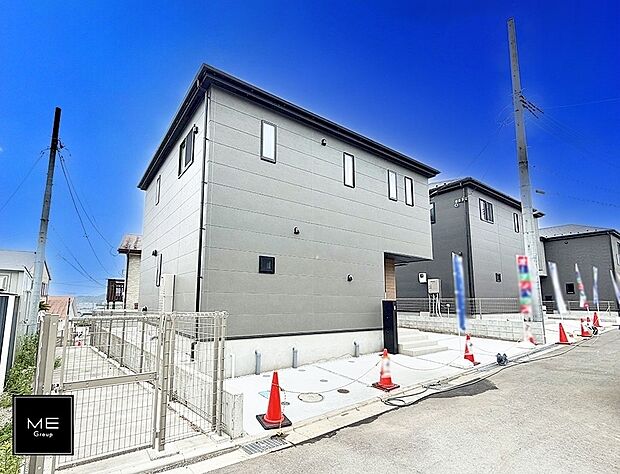 【前面道路含む現地写真】3号棟  ■新しい住まい、街の新しい風景