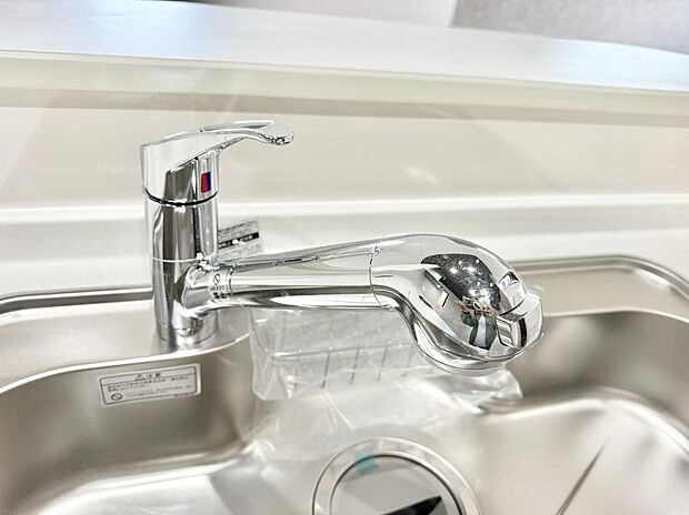 【浄水器】■清潔でおいしい水を手軽に供給してくれます