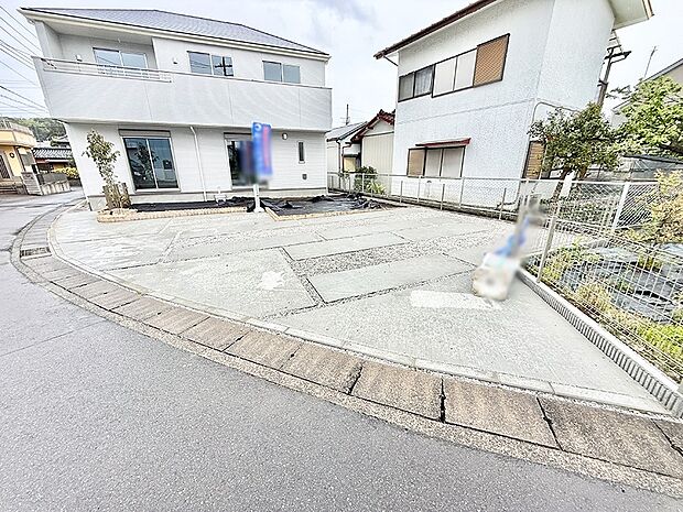 【駐車場】1号棟  ■自宅にカースペースがあると助かります