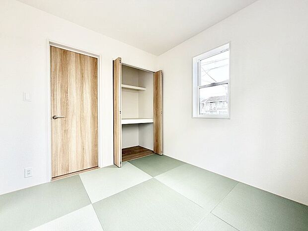【リビング以外の居室】■落ち着いた雰囲気のお部屋で心が安らぐ空間