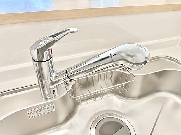 【浄水器】■清潔でおいしい水を手軽に供給してくれます