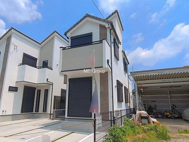 【現地外観写真】2号棟 ■家族みんなが笑顔で過ごせる、安心感のある住まい