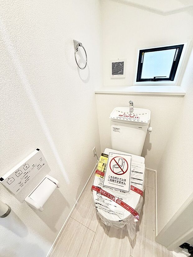 【トイレ】2号棟  ■毎日使う場所だからこそ、清潔感溢れる空間