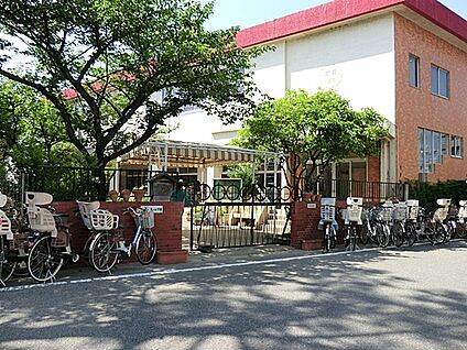 宮前幼稚園 500m(7分)