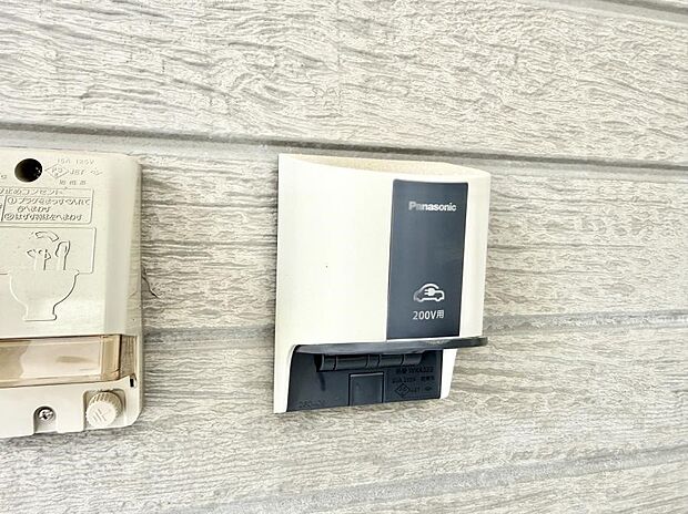 【EV電源】■自宅で簡単に充電でき、エコなカーライフをサポート