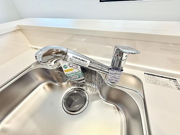 【浄水器】■清潔でおいしい水を手軽に供給してくれます