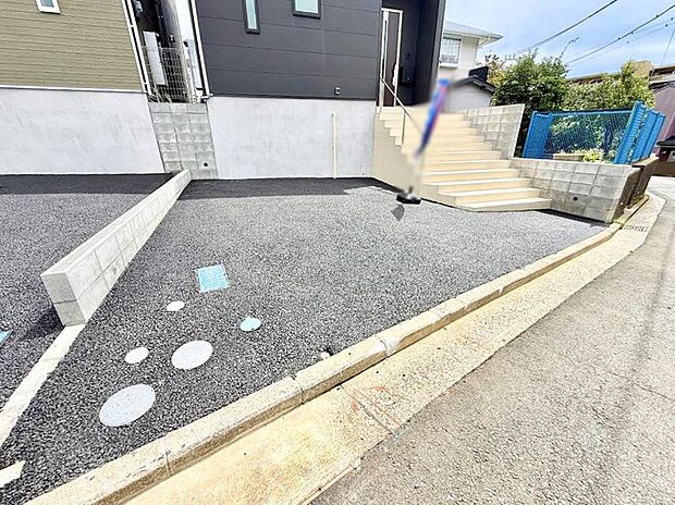 【駐車場】1号棟  ■自宅にカースペースがあると助かります