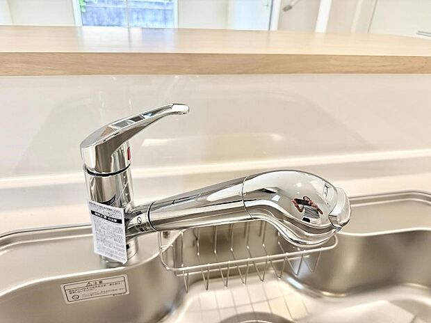 【浄水器】■清潔でおいしい水を手軽に供給してくれます