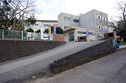 小田原市立橘中学校 1400m(18分)