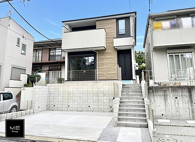 【現地外観写真】1号棟  ■家族の思い出が育つ住まいです