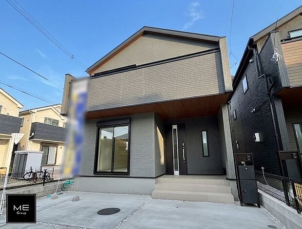 【現地外観写真】1号棟 ■家族みんなが笑顔で過ごせる、安心感のある住まい