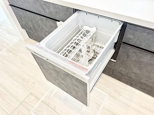 【食洗機】■食後の片づけも食洗器があれば時短に。ご家族との時間を増やせます