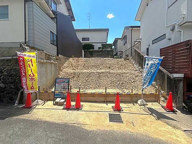 【現地写真】
詳しい資料が欲しい!実際に見てみたい!などなど…気になることはどんなことでもドリームホームへ♪
現地(2026年7月)撮影