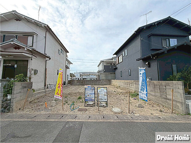 【現地写真:R8.6撮影】
自由設計の為、お客様のご要望に合わせて間取りの変更可能!一緒に理想のマイホームを完成させましょう♪