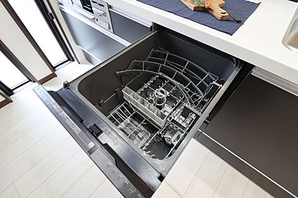 【食器洗浄乾燥機】