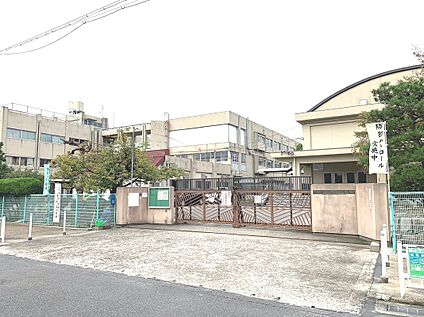 宇治市立西大久保小学校 約542ｍ(徒歩7分)