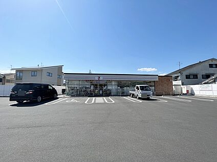 セブンイレブン宇治神明店 約776ｍ(徒歩10分)