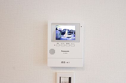 【ドリームタウン共通仕様施工例：TVモニターインターホン】