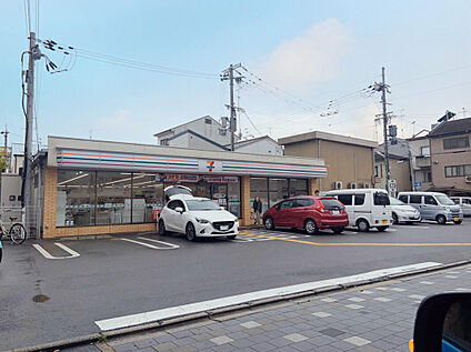 セブンイレブン京都御池御前店 約606ｍ(徒歩8分)
