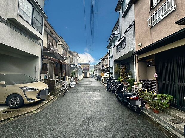 伏見板橋小学校徒歩7分
現地(2025年3月)撮影