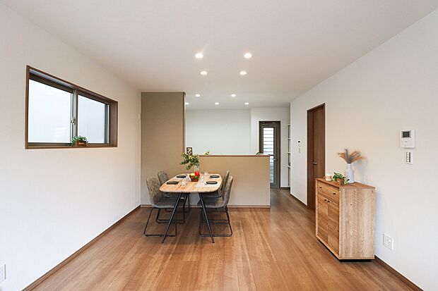 【施工例:リビング】リビングでご家族団らんのひと時をお過ごしください!