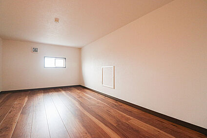 施工例:固定階段式ロフト