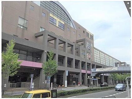 パセオ・ダイゴロー西館 351ｍ(徒歩5分)