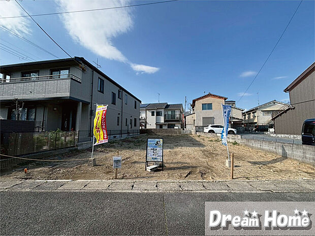 【現地&モデルハウス見学会開催中】
土日祝10:00~18:00(平日のお仕事終わりの遅い時間帯もご案内可能)実際に現地の雰囲気を体感していただく事をオススメします!
(R8.4撮影)