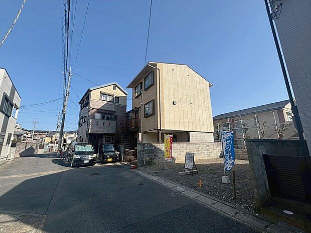 【現地写真】南側が開けているため、日当たり&風通し良好です!お気軽にご相談くださいませ!(R8.3撮影)